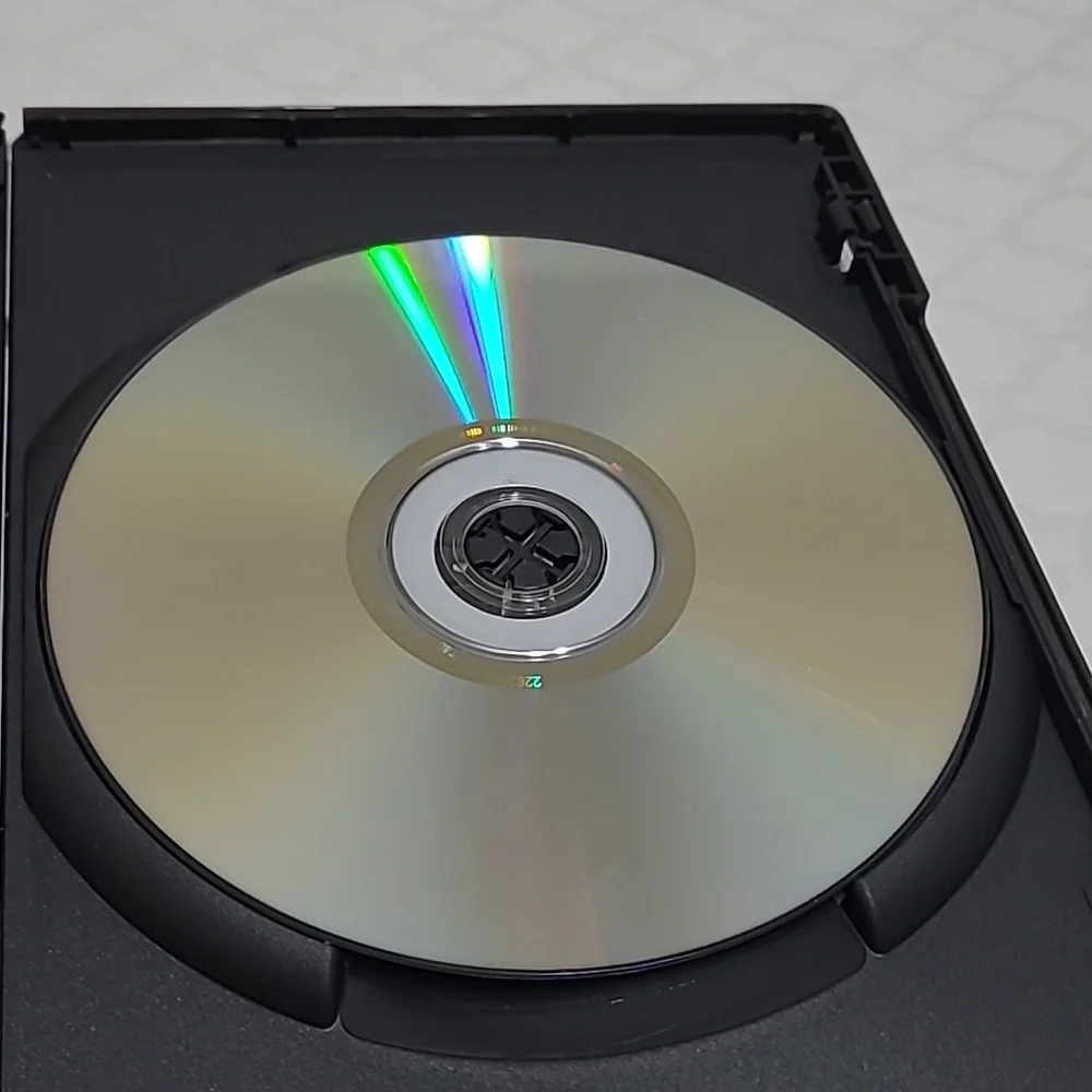 Family Movies DVD Bundle - Picture 5 of 14